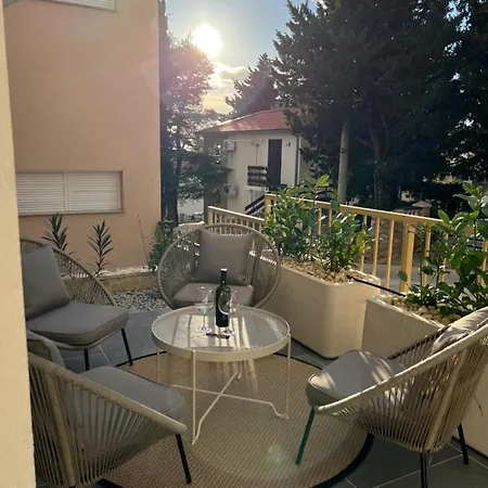 Sunset Huus Apartman *