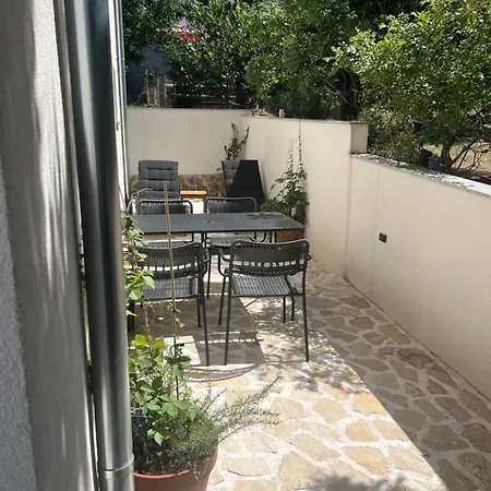 Apartman Sunset Huus