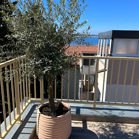 Apartman Sunset Huus *