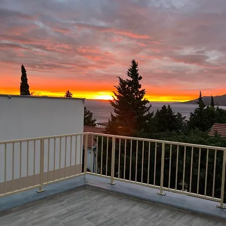 Sunset Huus